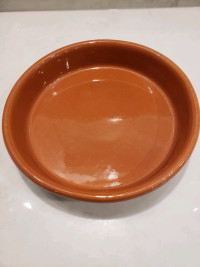 Bennington Potters 1883 Brown round stoneware dish