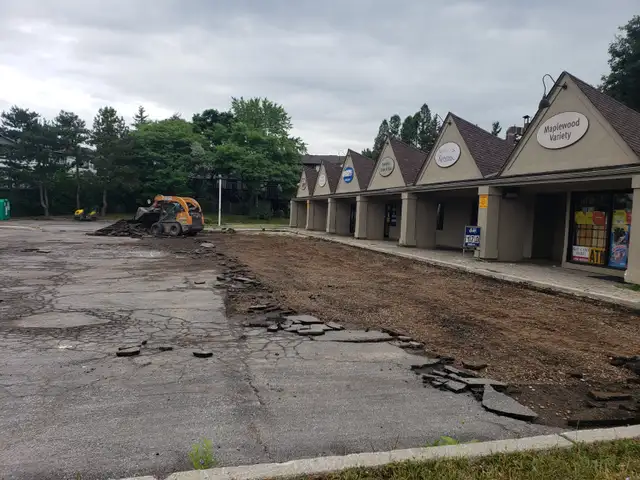 Commercial Asphalt Paving  416-818-097063760466520193123
