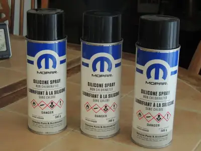 300gr spray can of silicon Greaseless and non-staining repels water use on rubber parts and weathers...