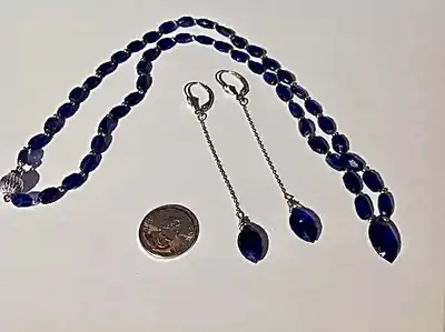 NEW  REALLY BEAUTIFUL BLUE SAPPHIRE SET IN WHITE GOLD, View more