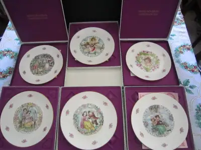 Royal Doulton VALENTINE'S DAY collector plates, View more
