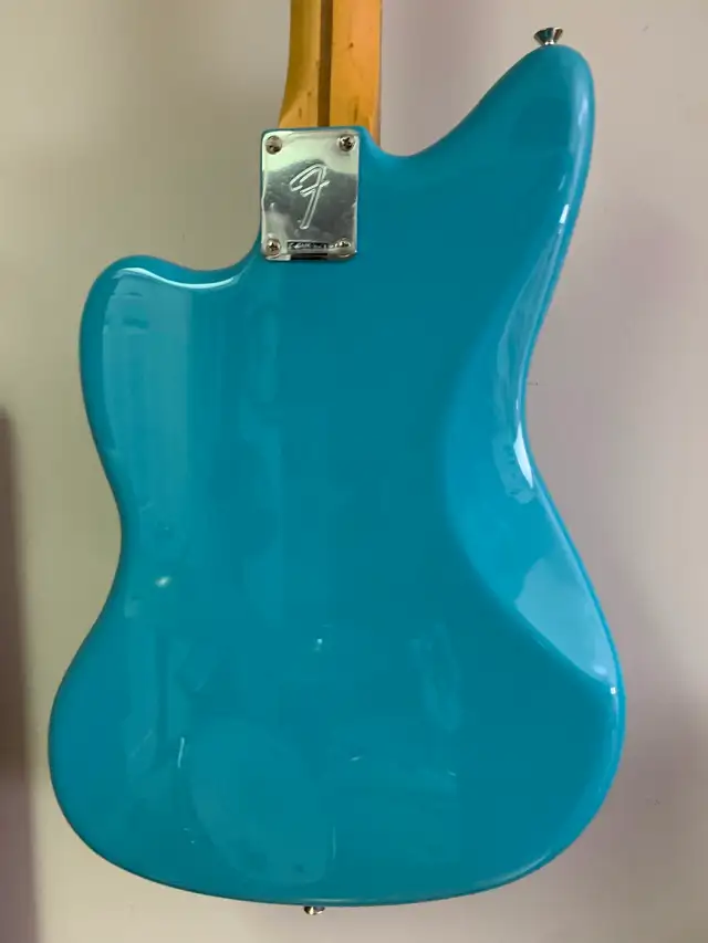 SOLD-Fender Jazzmaster Player II in Guitars in London - Image 7