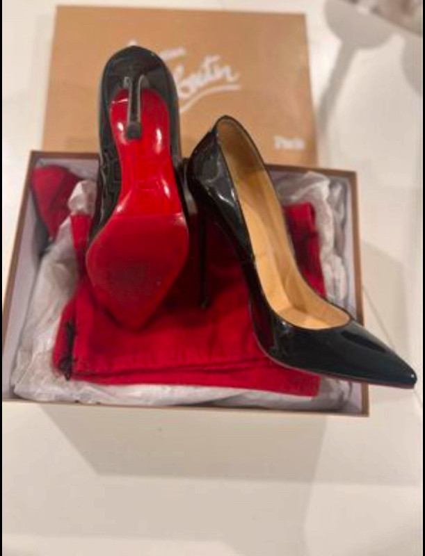 Pigalle 120mm patent -leather in black size 38 dans Femmes - Chaussures  à Ville de Montréal - Image 4