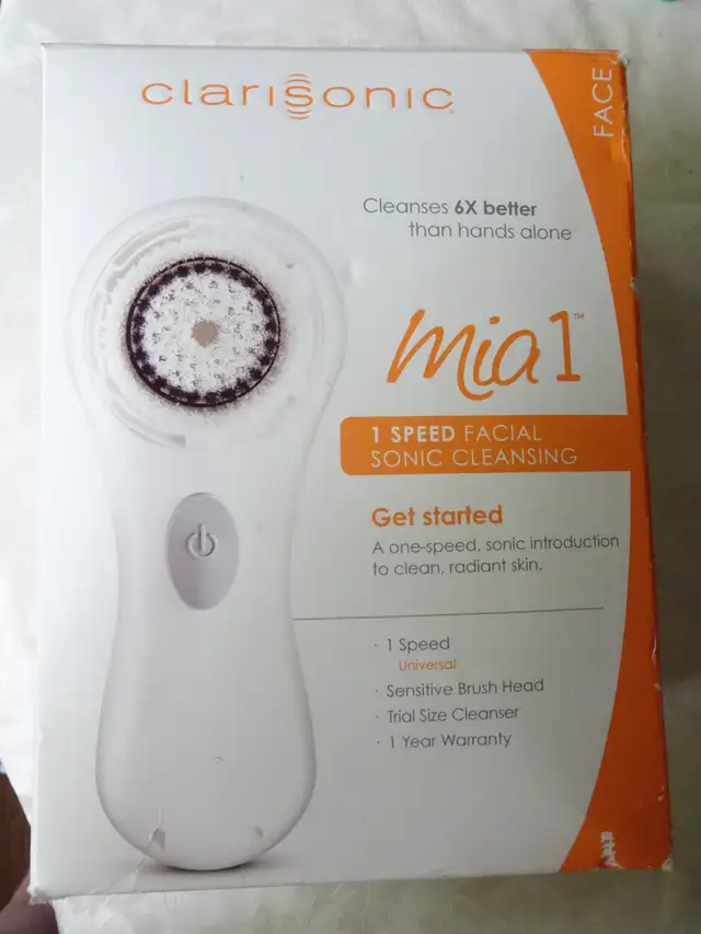 Mia 1  Speed Facial Sonic Cleansing by Clarisonic in Other in Markham / York Region - Image 2