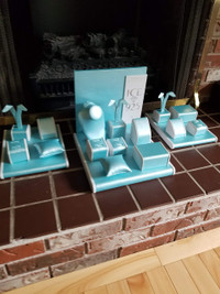 Teal Table Jewelry Displays