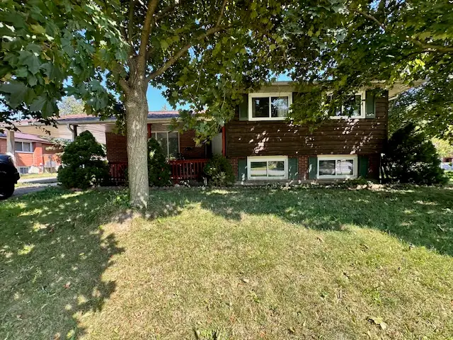 ROOM FOR RENT NEAR WATERLOO, QUIET HOME, MAIN FLOOR