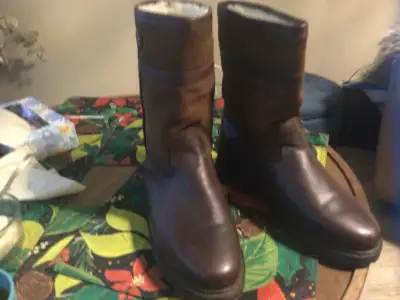 Man’s winter boots ANFIBIO, View more