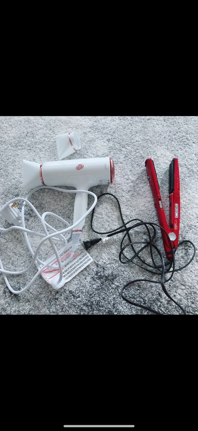T3 hair dryer in Other in Markham / York Region - Image 2
