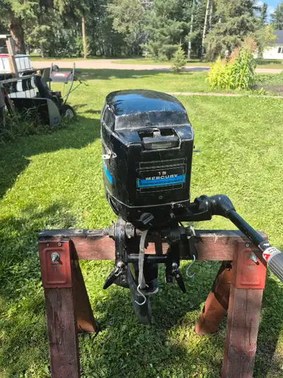 1982 mercury 18 hp 2 stroke SHORT SHAFT Great running motor,very reliable. Hasn't been used for the...