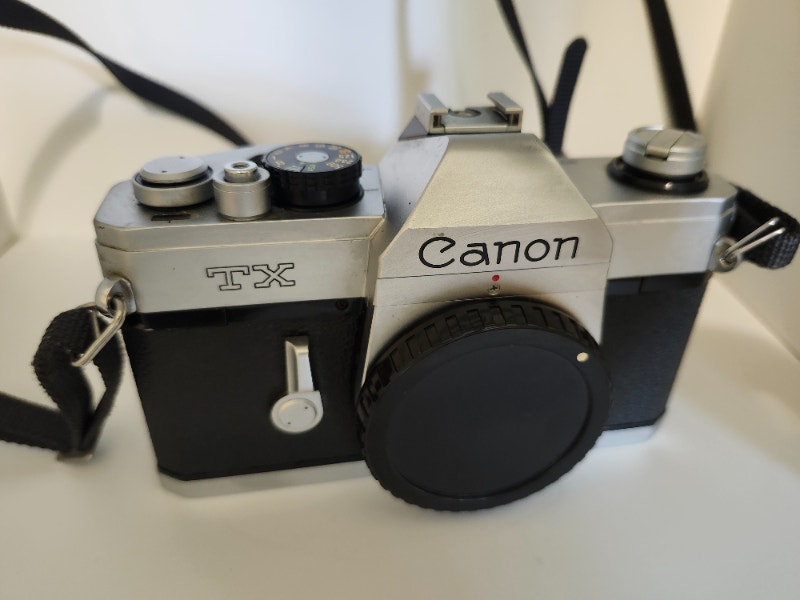 Vintage Canon TX Film Camera (Body) Cameras & Camcorders Gatineau