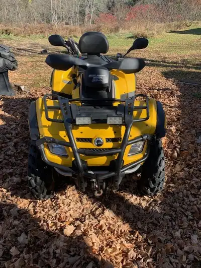 Can Am 2008 Outlander 800 Max XT EFI with 1-UP seat, 4x4, Great condition, 3,840km Storage Back Rest...