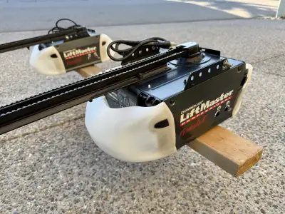 54 ads for garage door opener in Garage Doors & Openers in Calgary