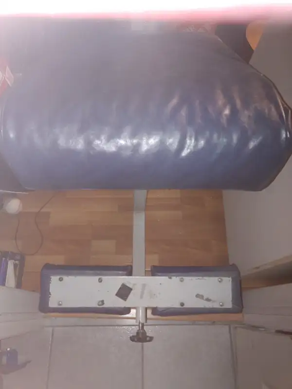 Good Abs/Curls Bench in Health & Special Needs in Markham / York Region - Image 2