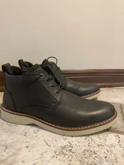 Steve Madden Dress shoes - Men size 7.5, View more