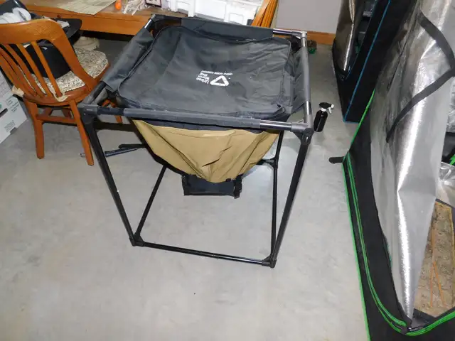 Worm Bin64148008957698120