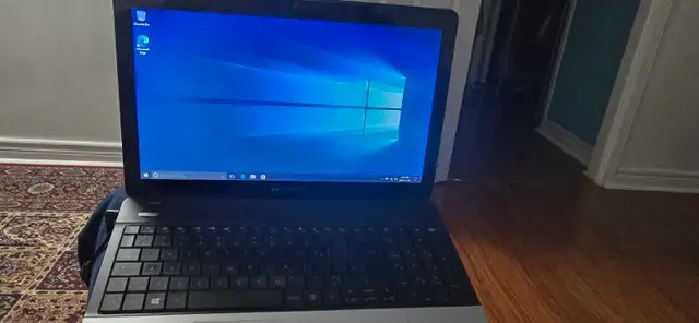 Gateway Laptop in Laptops in Mississauga / Peel Region - Image 6