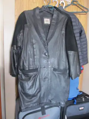 DIVERS À VENDRE !!!!  À PARTIR DE 10$ in Costumes in Sherbrooke - Image 8