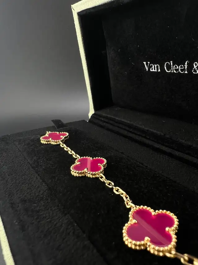 Van Cleef Bracelet 1:1 Motif Pink Porcelain63235093634177123