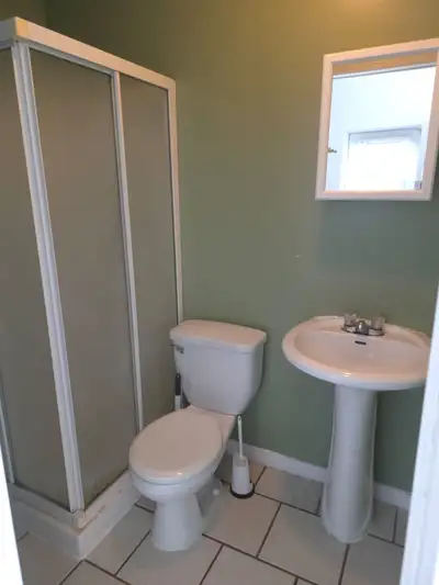 Bright & Spacious 1-Bedroom + Loft Unit for Rent