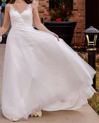 Wedding dress size 0 NEW