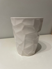 Geometric Plant Pot White for Orchids 3inch