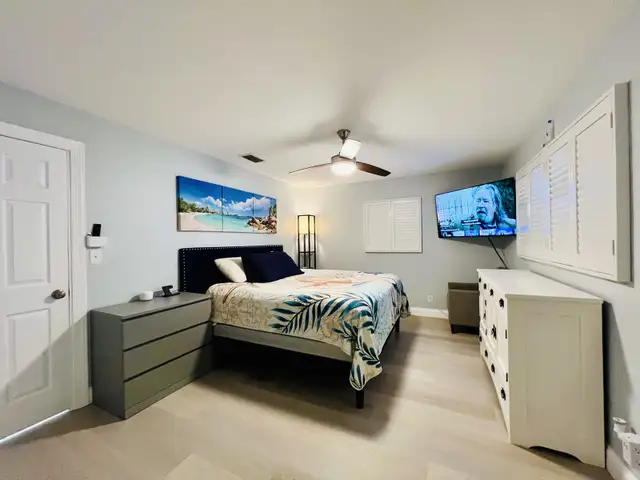 Seminole, Florida vacation rental 2beds in Florida in Canada - Image 8