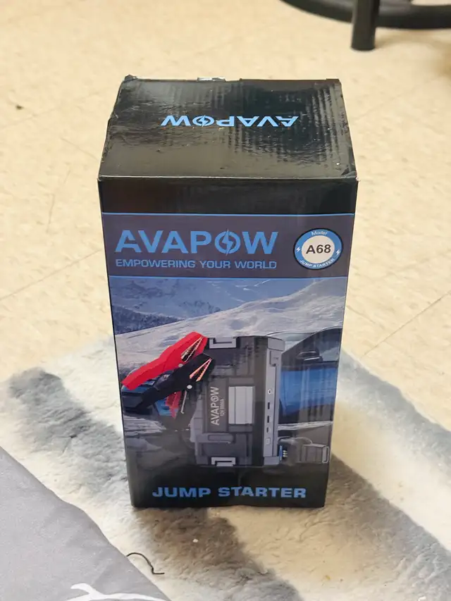 Portable car jump starter583285154461132806