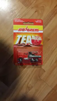 New Carded Vintage Majorette #256 Mack Tow Truck