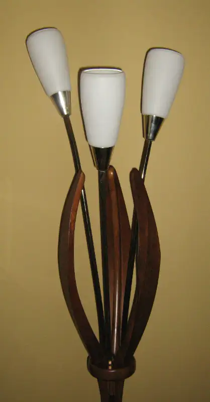 Unique VTG. 1960s Teak and Brass Floor Lamp with Frosted Shades in Indoor Lighting & Fans in City of Toronto - Image 2