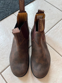 Blundstone Rustic Brown Boots (new)