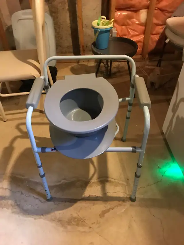 Carex 3-in-1 Folding Bedside Commode - Portable Toilet for Adult in Health & Special Needs in London - Image 5