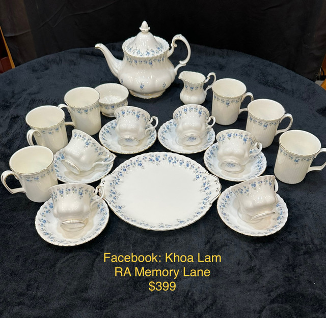 Memory Lane Royal Albert tea cup & saucer, mint condition  in Arts & Collectibles in Oakville / Halton Region