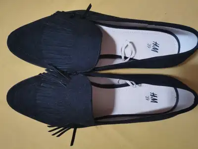 Size 8.5 shoes, View more