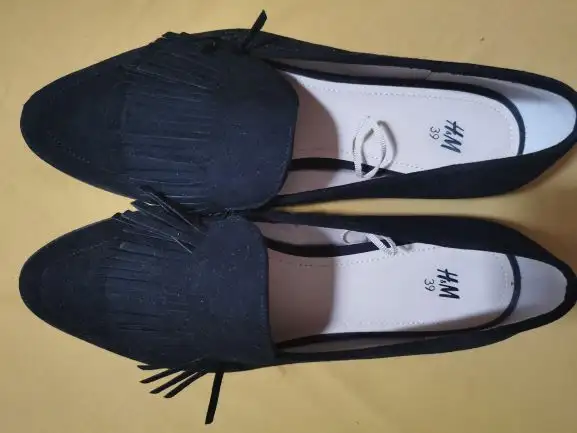 Size 8.5 shoes in Women's - Shoes in Guelph - Image 2