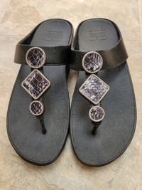 Sandals....Fit Flops