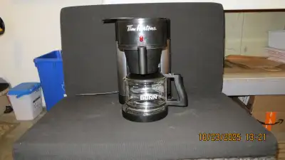Tim Hortons coffee maker brews a pot in less than 3 minutes Great for coffee room at work