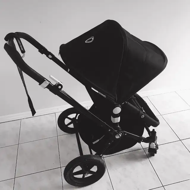 bugaboo cameleon stroller in Strollers, Carriers & Car Seats in Markham / York Region - Image 2