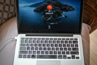 Apple MacBook Pro Retina 13" Great Condition - All Original