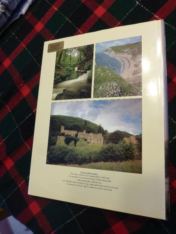 The Sunday Times Book of the Countryside - hardcover in Other in Owen Sound - Image 2