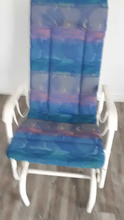 2 Chaises berçantes extérieurs, View more