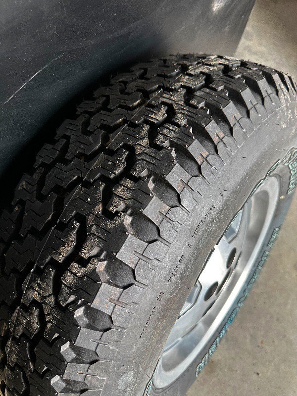 Jeep Cherokee XJ Jeep YJ Factory tire and Rim NOS in Tires & Rims in Woodstock - Image 2