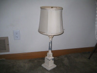 ANTIQUE METAL POST TABLE LAMP