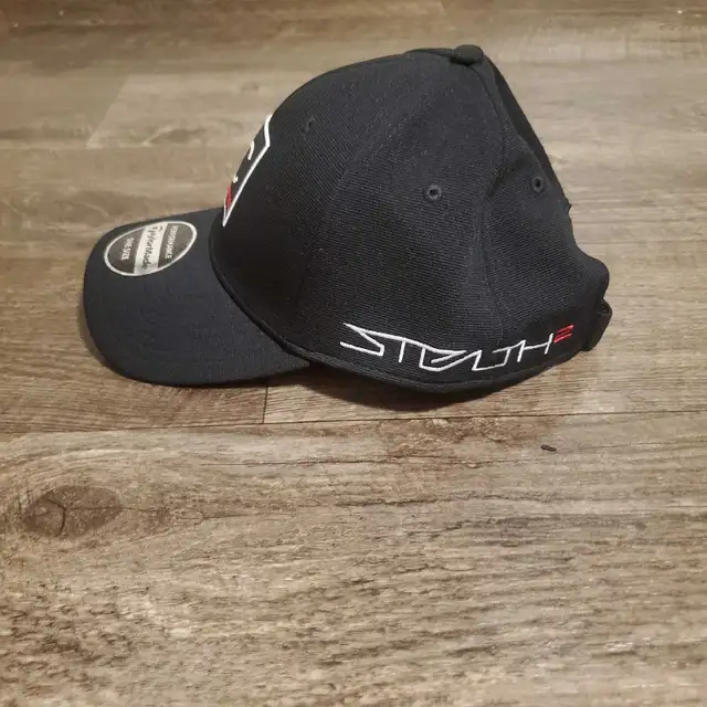 Brand New TAYLORMADE CARBONWOOD Golf Hat in Golf in Barrie - Image 3