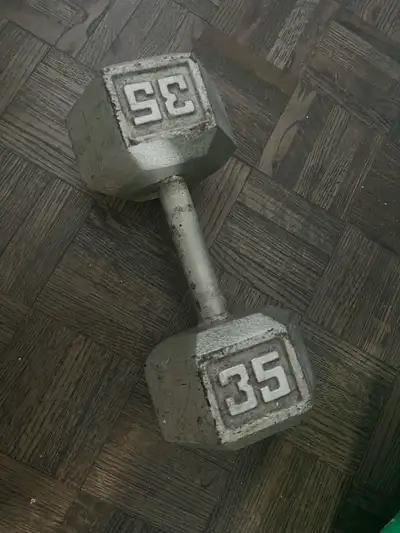 I only have one for sale. Cash only and no delivery. The pick up address is outside of the Subway re...