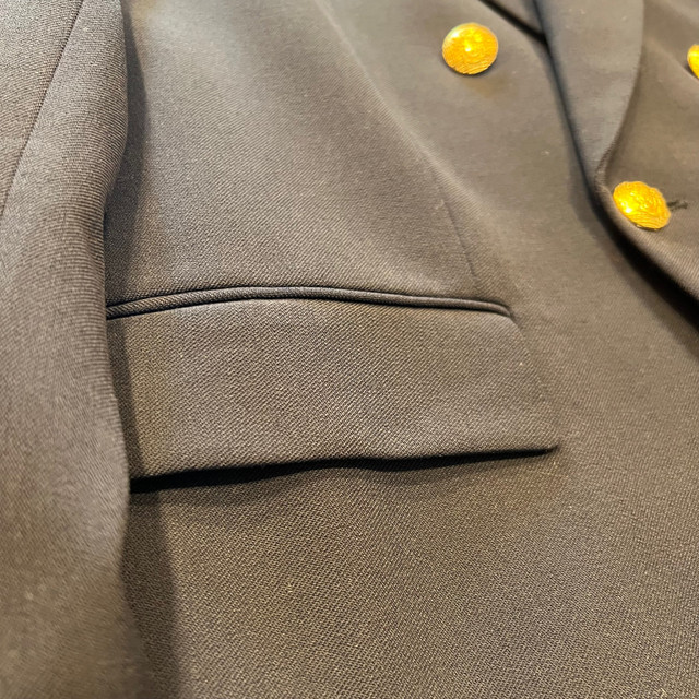 Zara tailored blazer with buttons  dans Femmes - Hauts et vêtements d'extérieur  à Ville de Montréal - Image 4