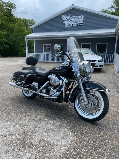 2002 Road king classic. Very well accessorized bike, helping a family member sell this. Priced to se...