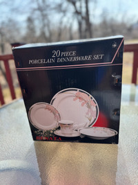 20 piece Porcelain Dinner Set 