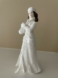 Royal Doulton Figurine Sentiments Noel HN4084