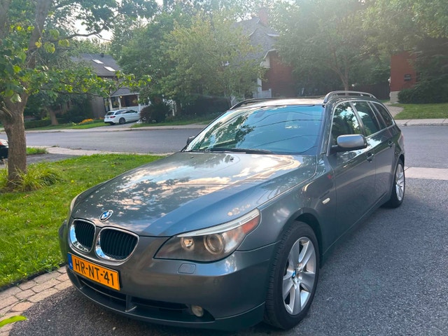 2006 BMW 530 XI Touring Sports Wagon — photo 5