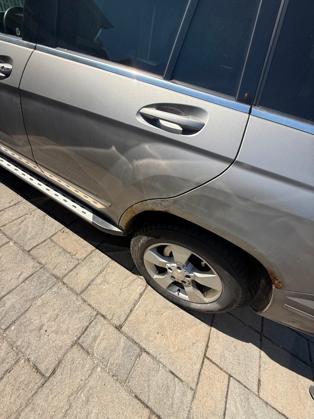 2010 Mercedes-Benz GLK350 4Matic — photo 5